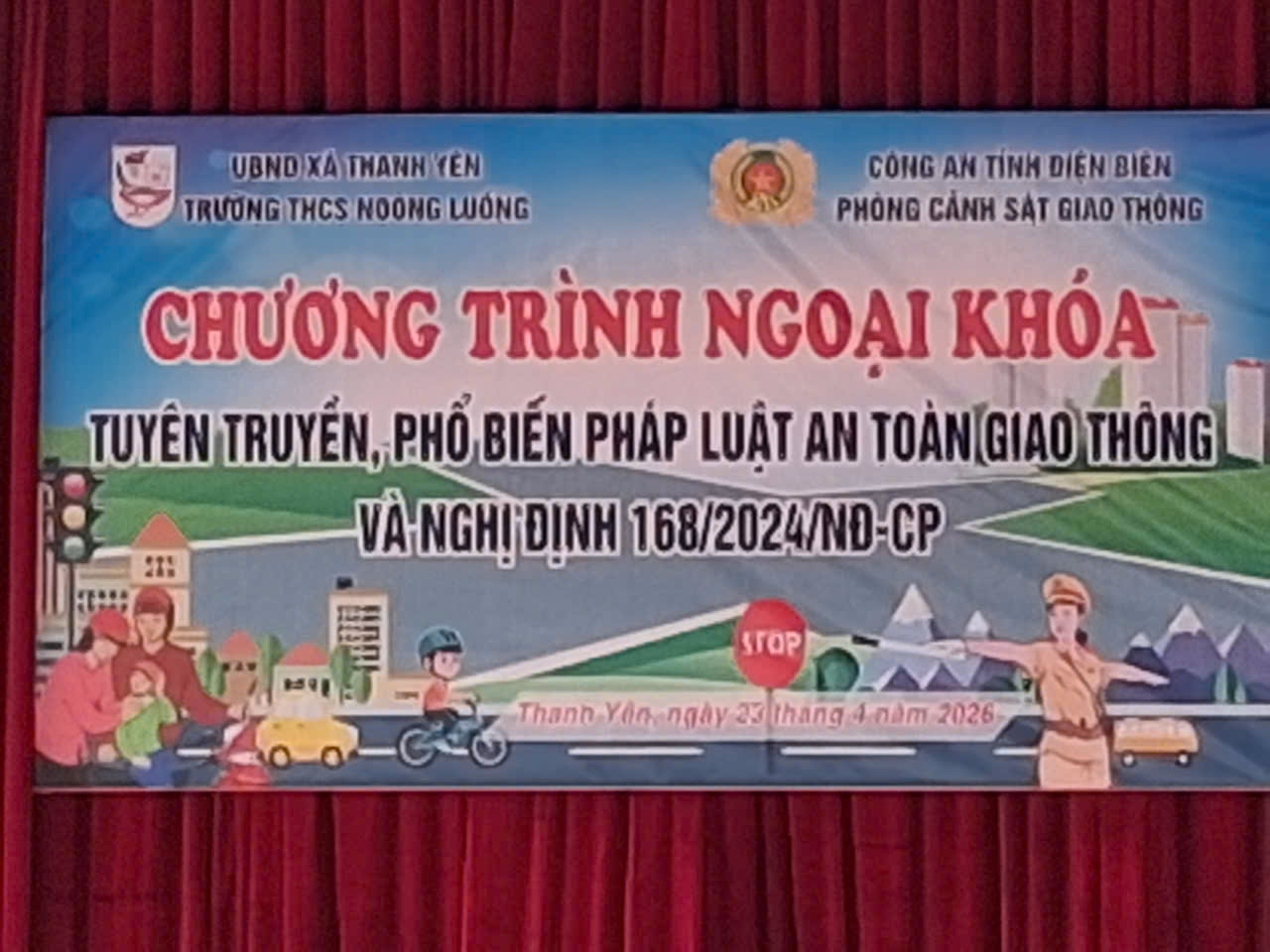 TRƯỜNG THCS NOONG LUỐNG: LAN TỎA THÔNG ĐIỆP “AN TOÀN – VĂN MINH – TRÁCH NHIỆM” QUA BUỔI NGOẠI KHÓA TUYÊN TRUYỀN PHÁP LUẬT AN TOÀN GIAO THÔNG