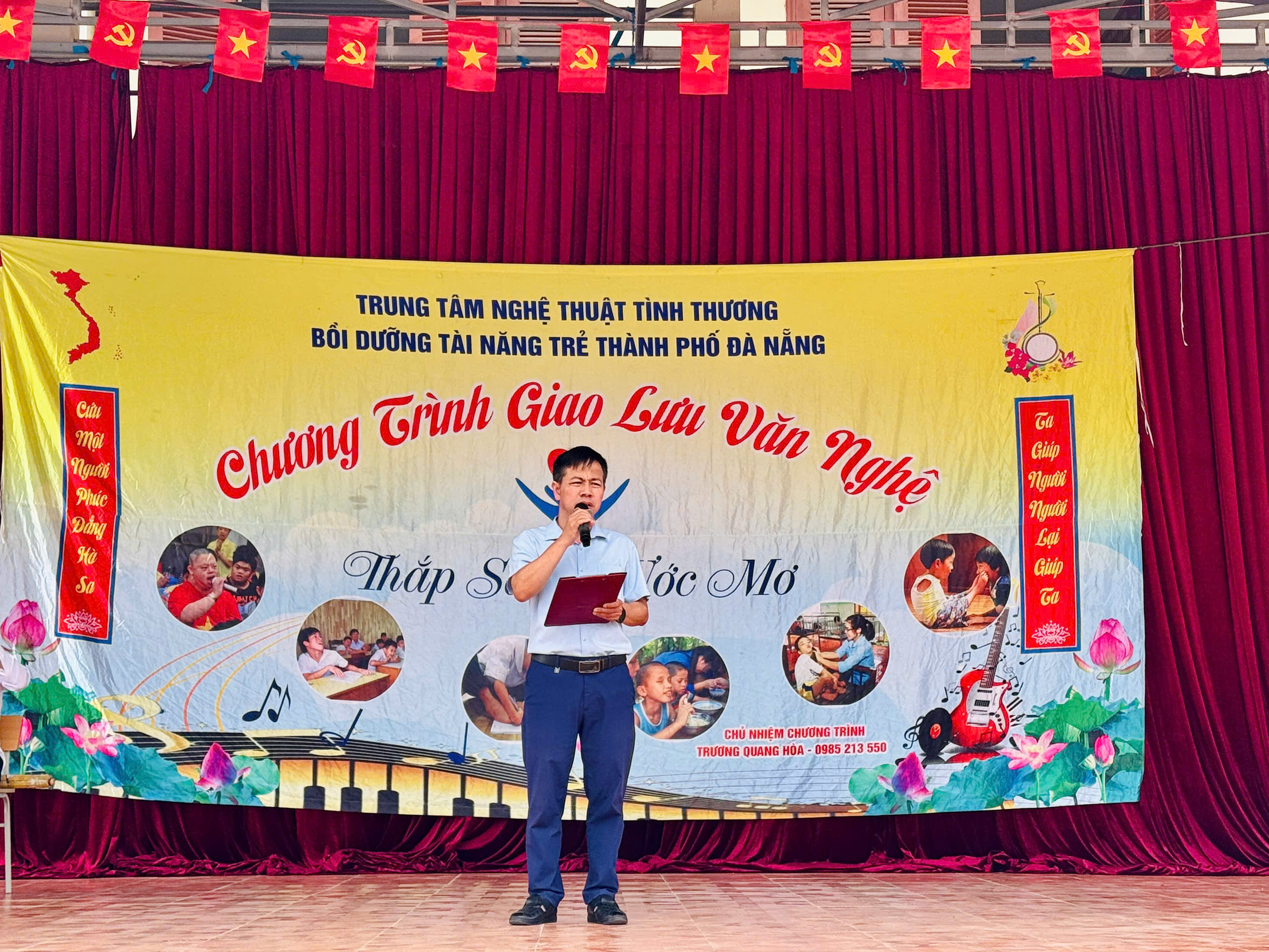 ành giao lưu văn nghệ
